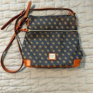 Dooney & Bourke Purse- Navy w/ classic DB Like New